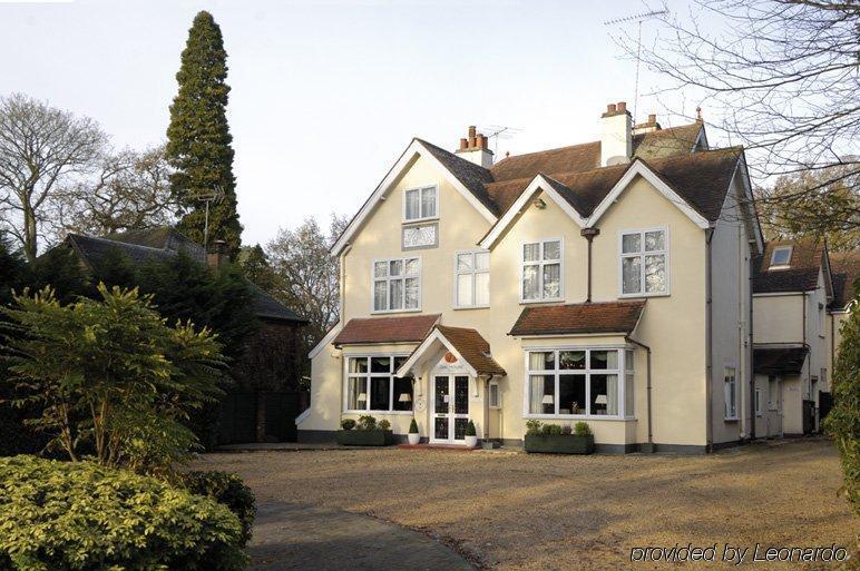 Dial House Hotel Crowthorne Exterior photo